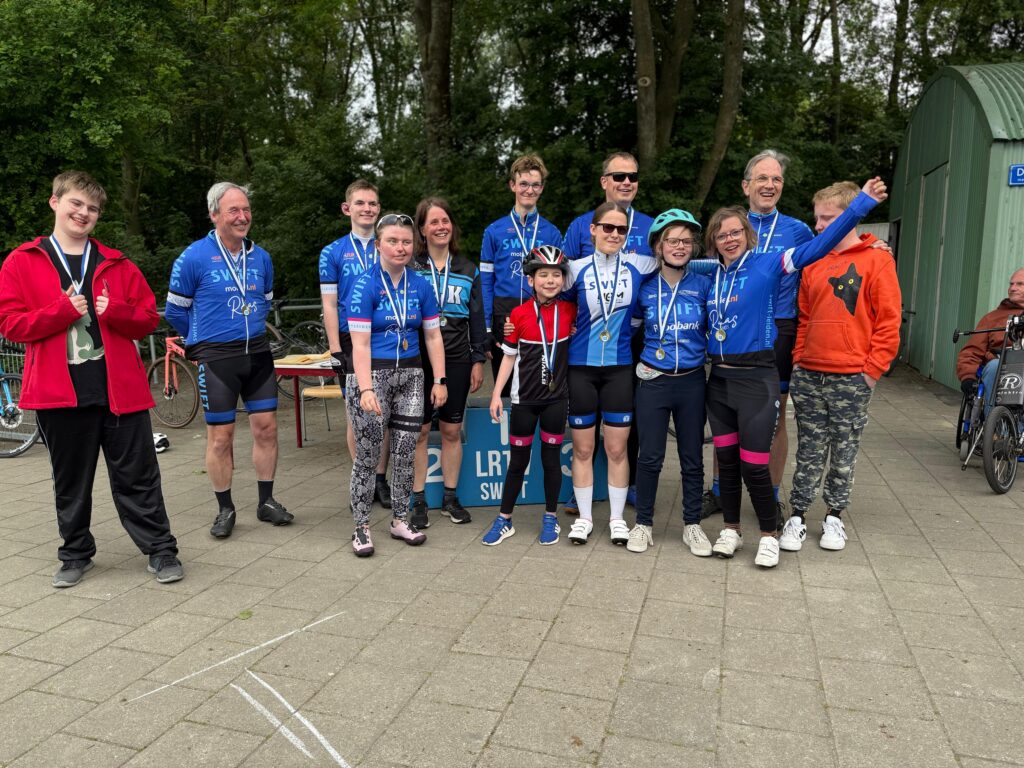 Kampioenen CK 2025 aangepast wielrennen