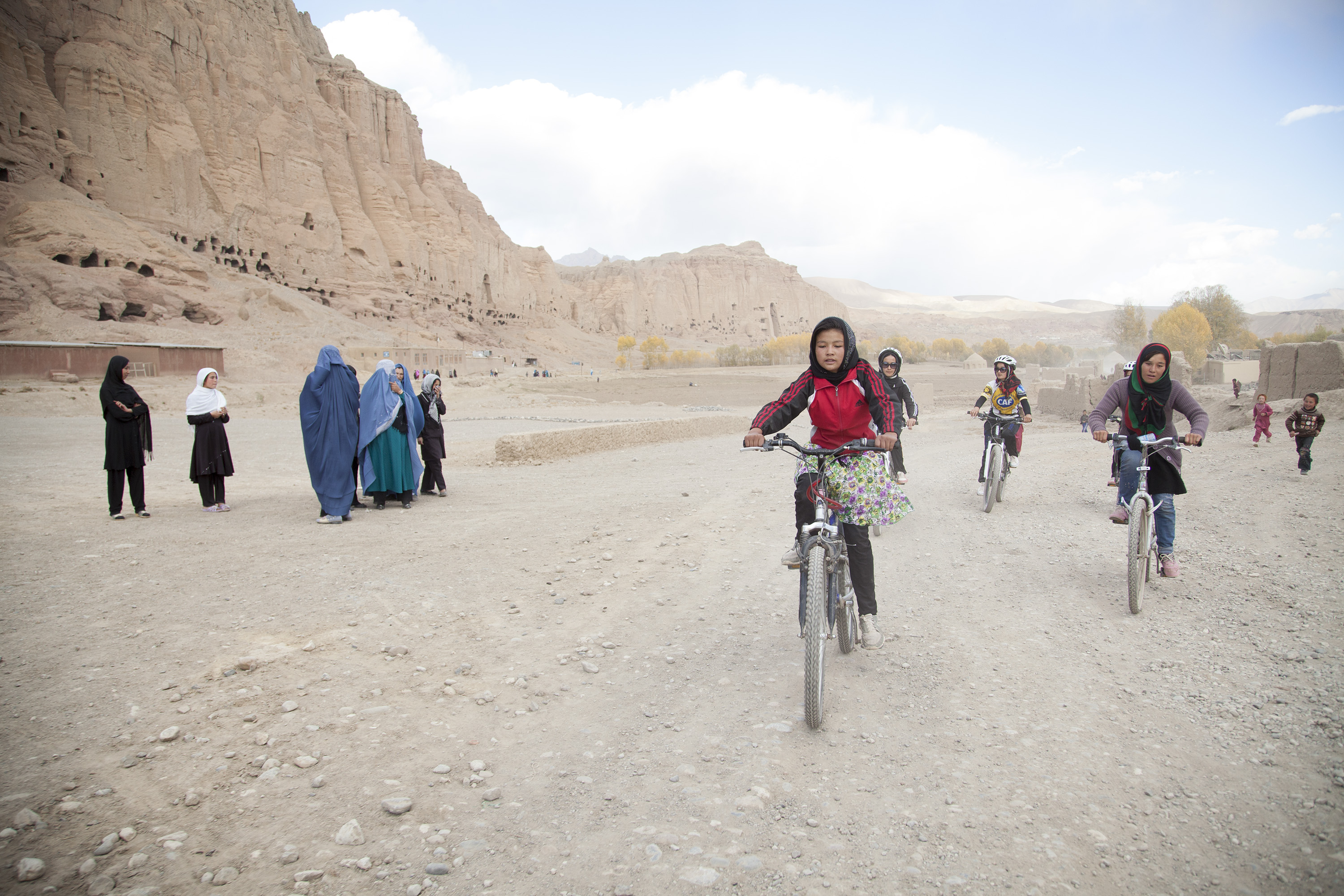 Er komt een nieuwe datum voor Afghan Cycles, filmavond over Afghaanse vrouwen die proberen fietsen voor vrouwen acceptabel te maken in hun land